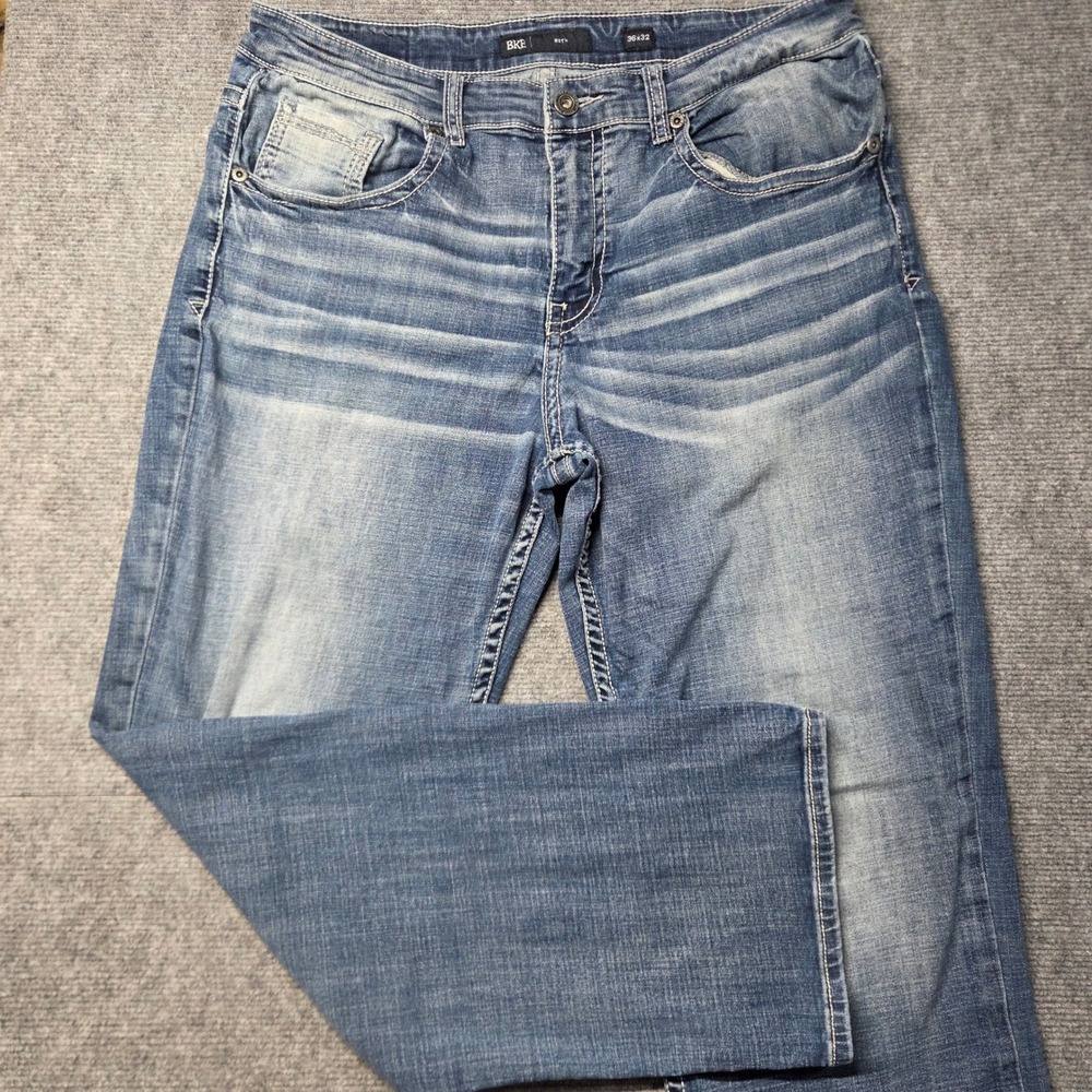 BKE Seth Straight Leg Jeans Mens 36x30 Medium Wash Distressed Denim